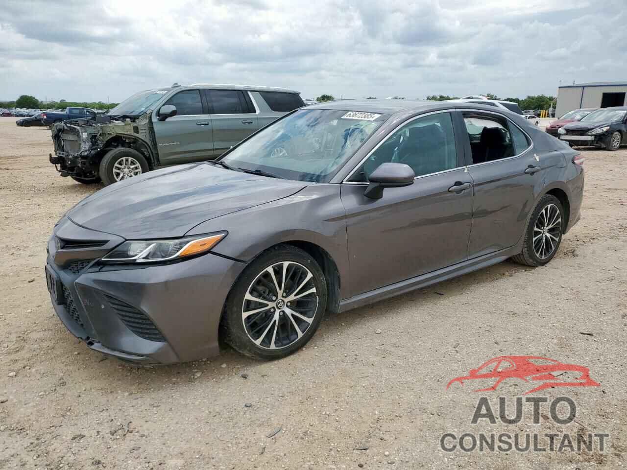 TOYOTA CAMRY 2020 - 4T1G11AK4LU865015