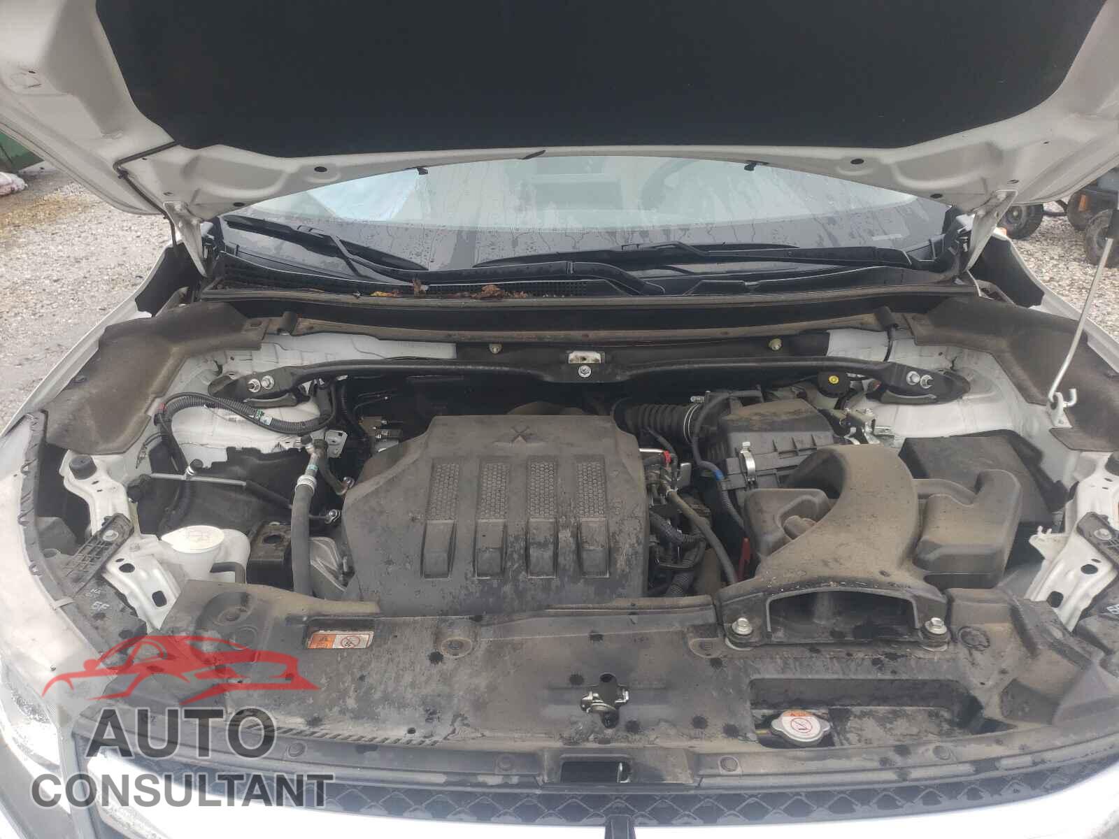 MITSUBISHI ECLIPSE 2018 - JA4AT5AA9JZ039127