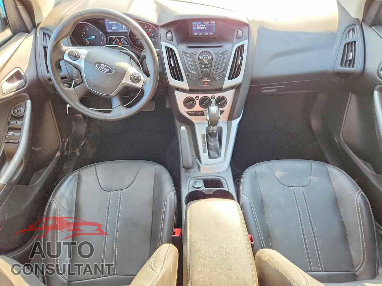 FORD FOCUS 2014 - 1FADP3F27EL217158