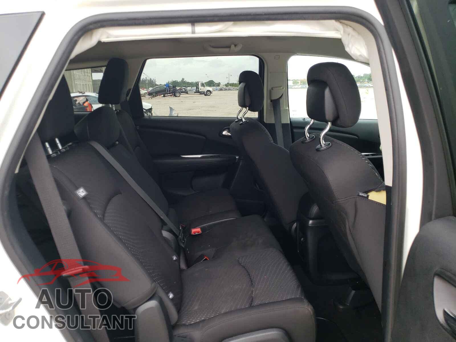 DODGE JOURNEY 2018 - 3C4PDCAB3JT273233
