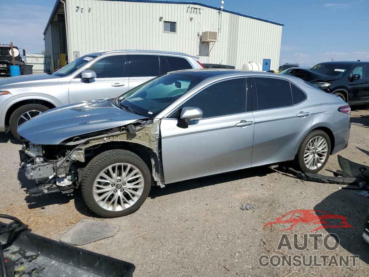 TOYOTA CAMRY 2018 - 4T1BZ1HKXJU014519