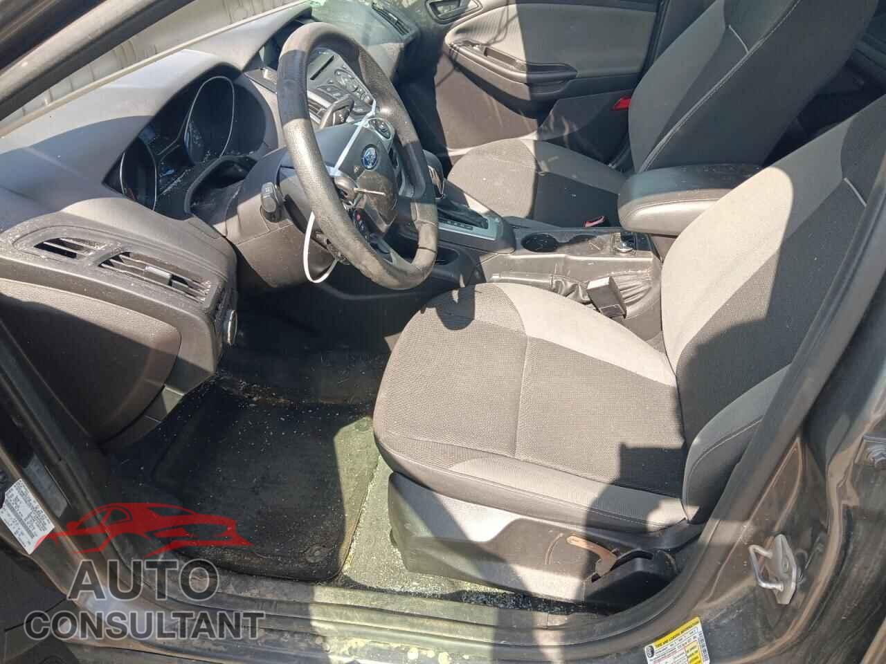 FORD FOCUS 2012 - 1FAHP3F27CL207454