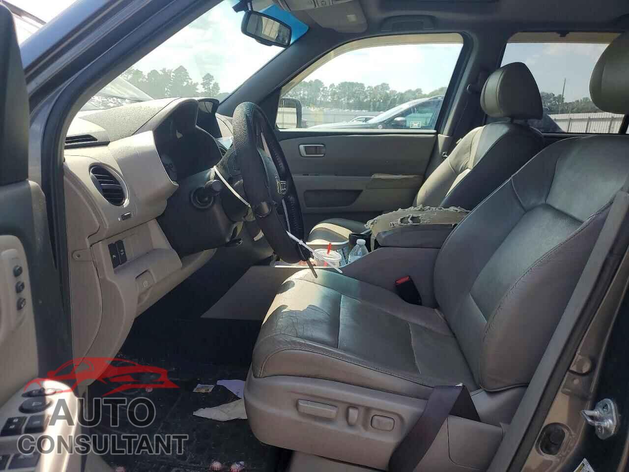 HONDA PILOT 2011 - 5FNYF3H91BB004391