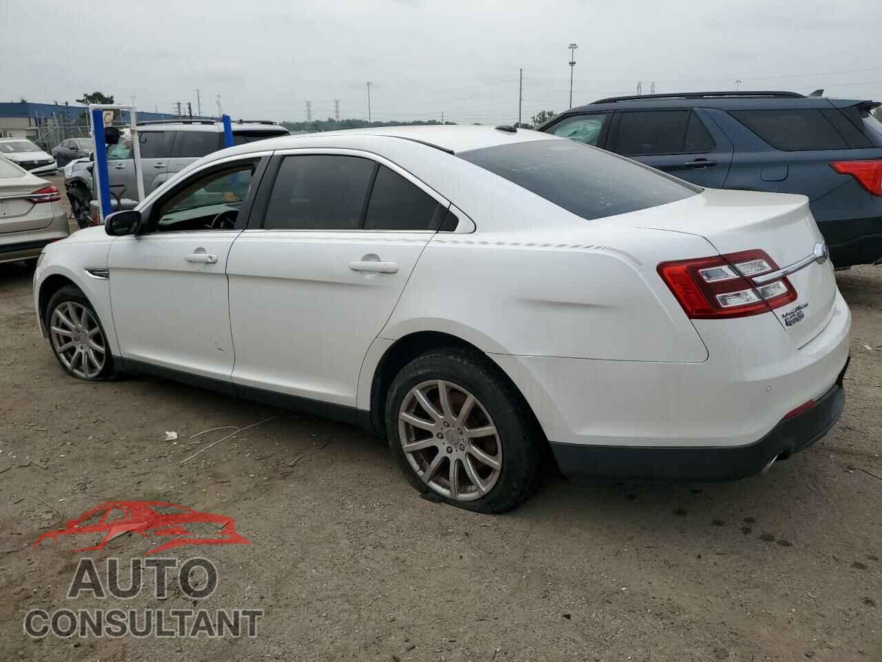 FORD TAURUS 2013 - 1FAHP2F82DG152050