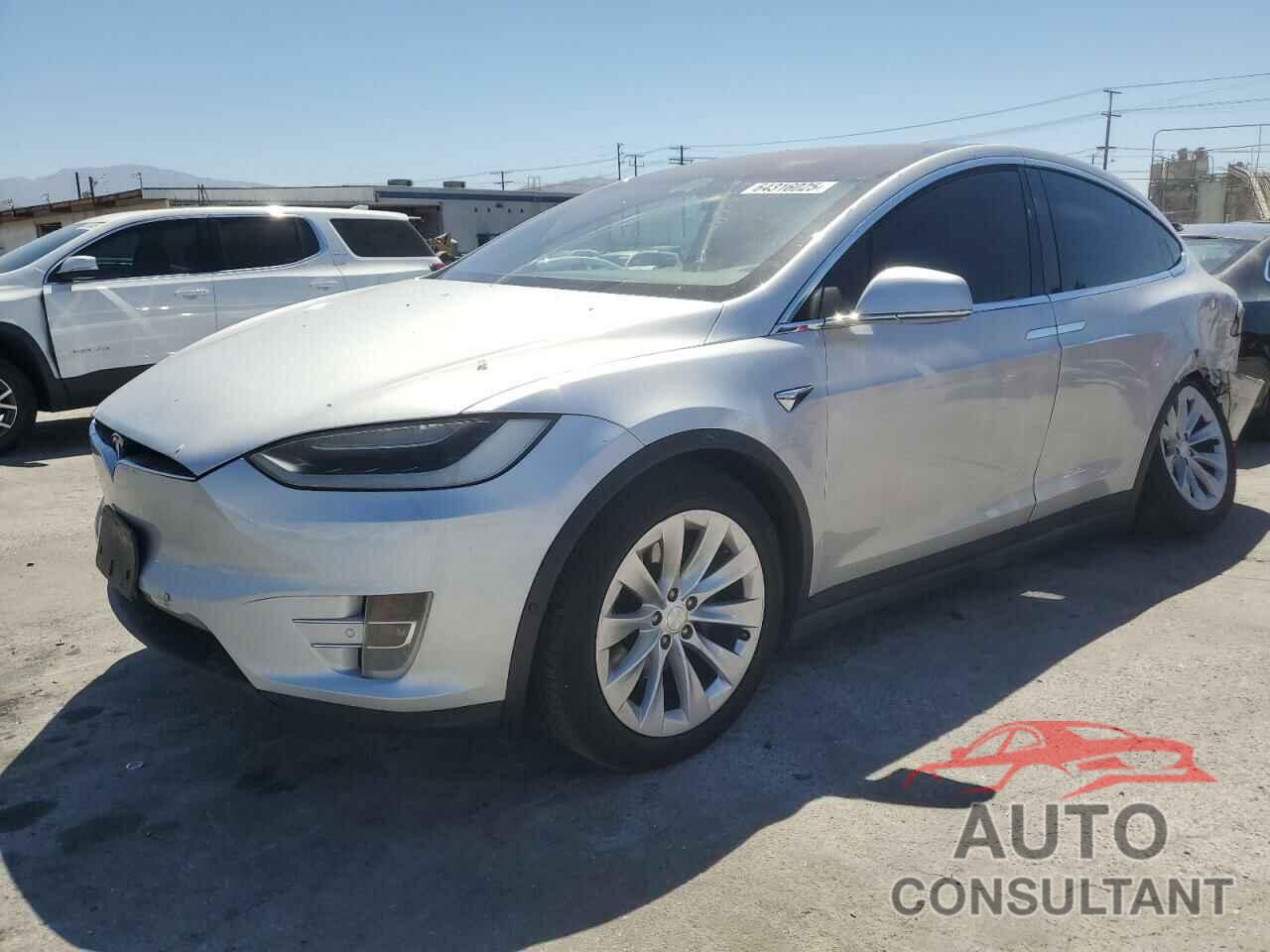 TESLA MODEL X 2018 - 5YJXCBE28JF110647