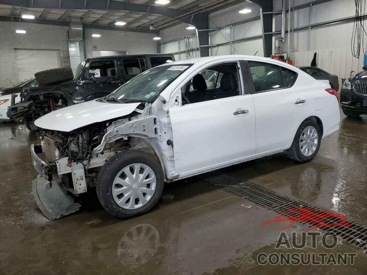 NISSAN VERSA 2017 - 3N1CN7AP6HK407797