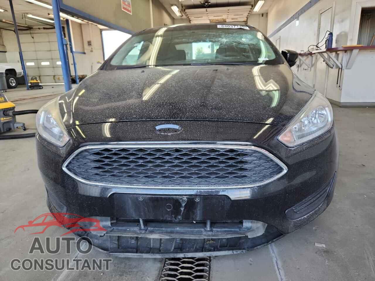 FORD FOCUS 2015 - 1FADP3F20FL324716