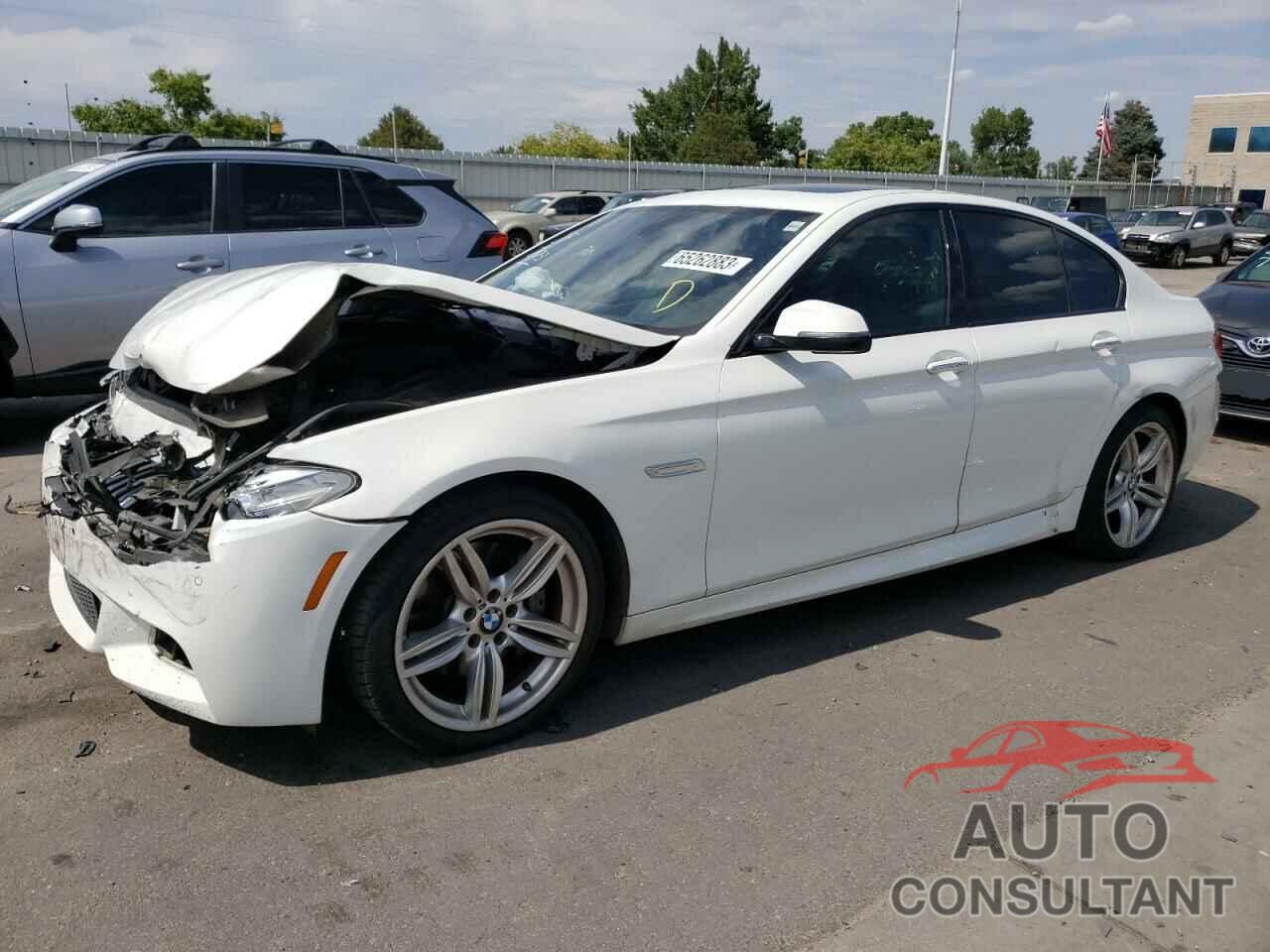 BMW 5 SERIES 2015 - WBA5B1C58FD919613