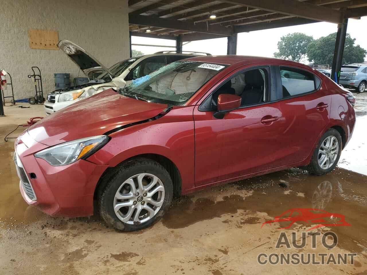 TOYOTA YARIS 2018 - 3MYDLBYV8JY327128