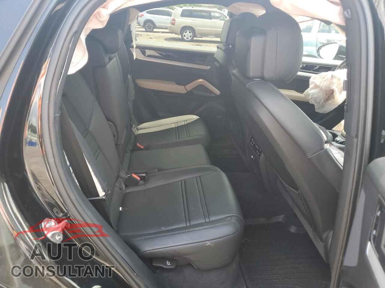 PORSCHE CAYENNE 2024 - WP1BA2AY2RDA49095