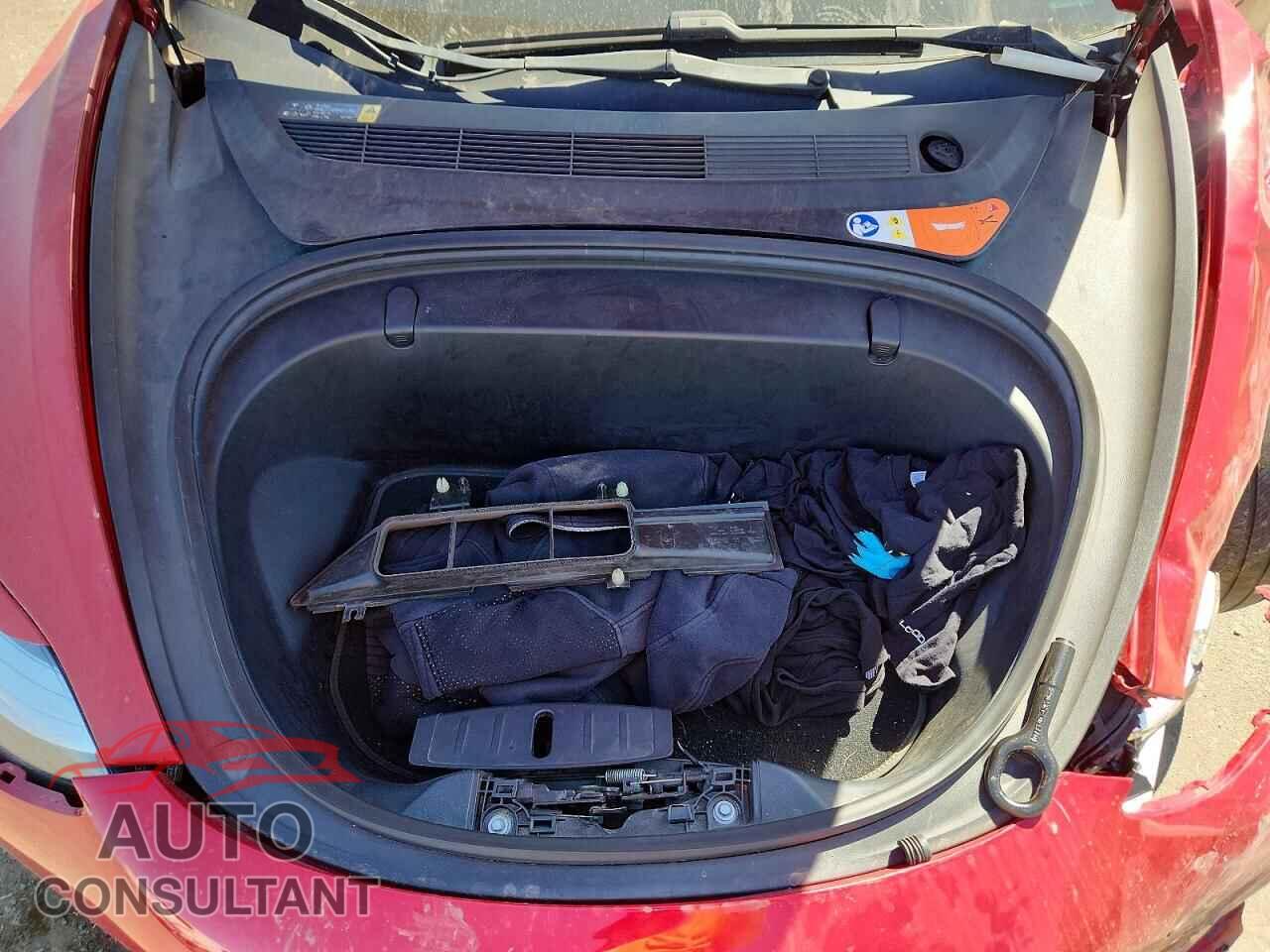 TESLA MODEL 3 2017 - 5YJ3E1EA3HF002277