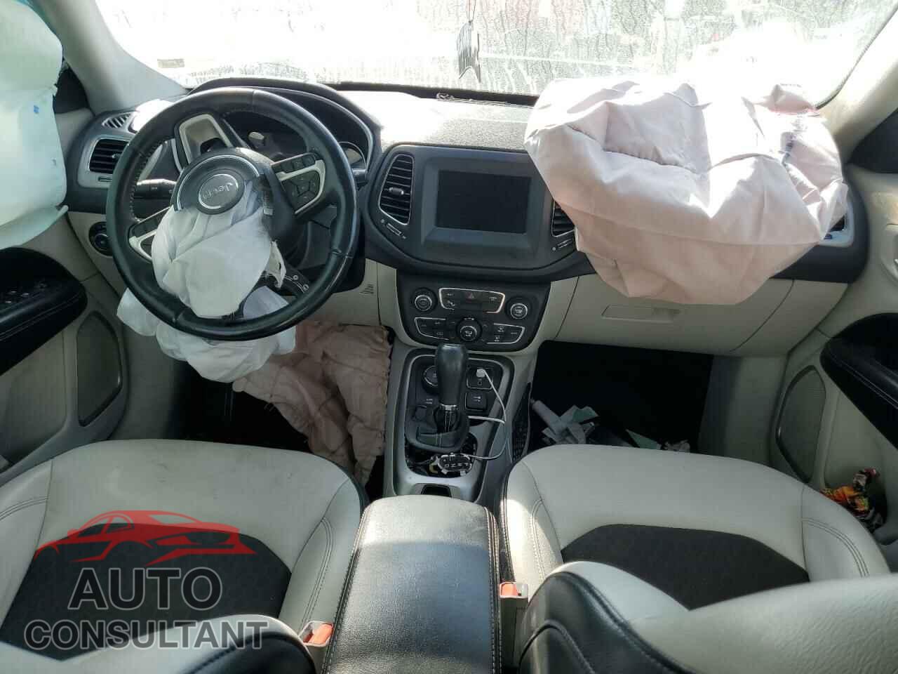 JEEP COMPASS 2017 - 3C4NJDBB4HT656015