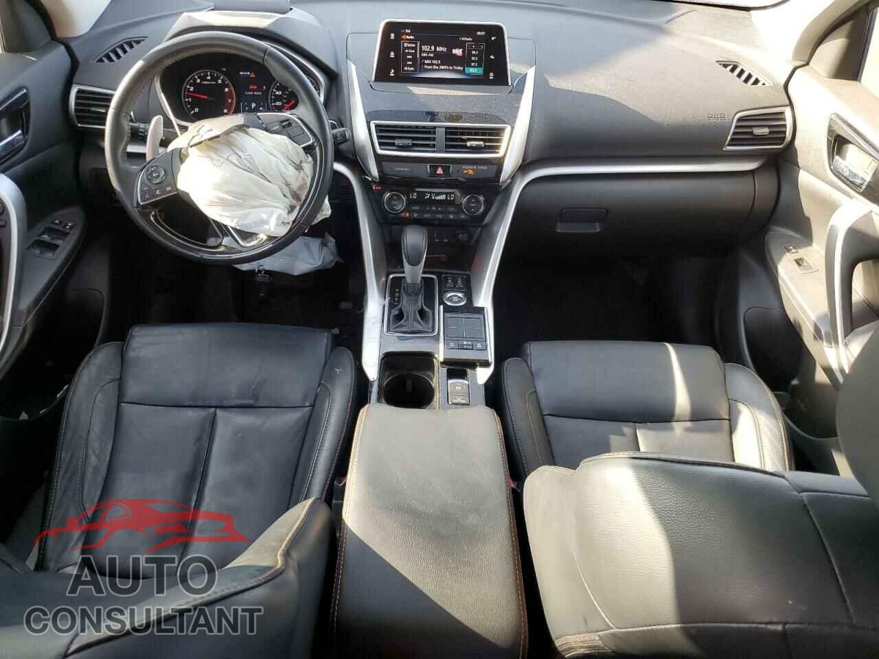 MITSUBISHI ECLIPSE 2018 - JA4AT5AA2JZ041527