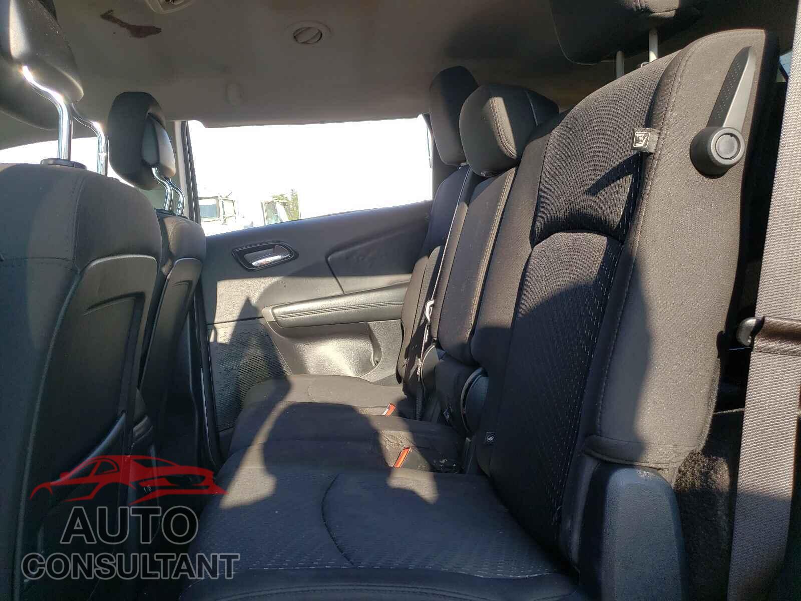 DODGE JOURNEY 2017 - 3C4PDCBG0HT619601