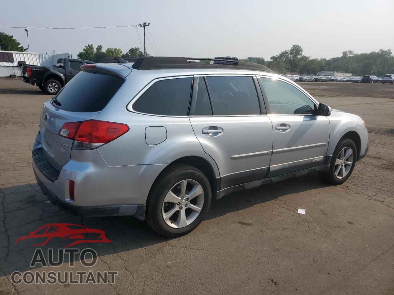SUBARU OUTBACK 2014 - 4S4BRBKC8E3225415
