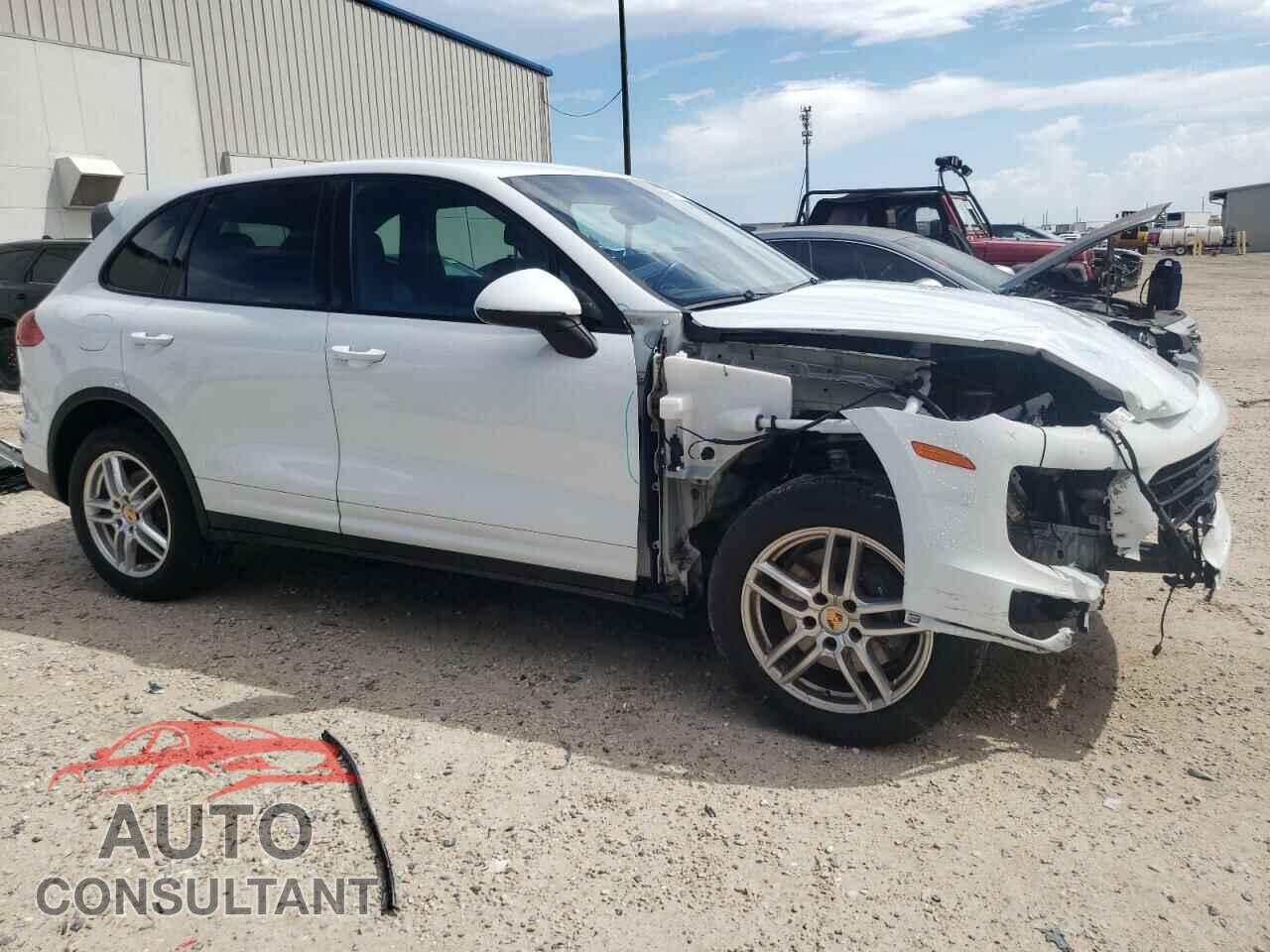 PORSCHE CAYENNE 2018 - WP1AA2A2XJKA06101