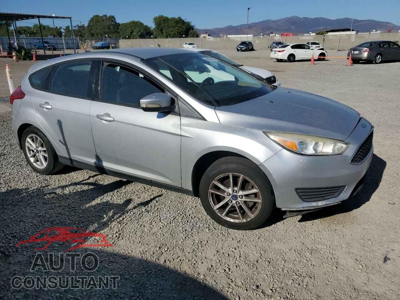 FORD FOCUS 2015 - 1FADP3K29FL317558