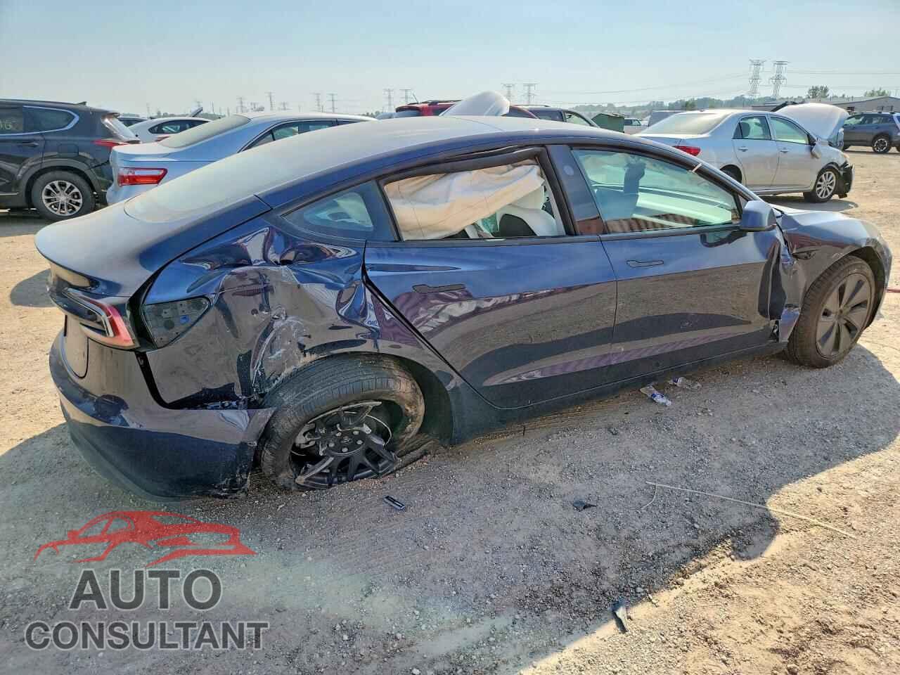 TESLA MODEL 3 2026 - 5YJ3E1EA8TF202905