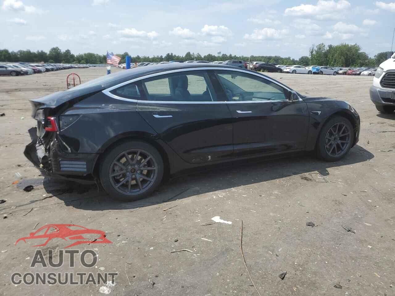 TESLA MODEL 3 2018 - 5YJ3E1EA9JF040781