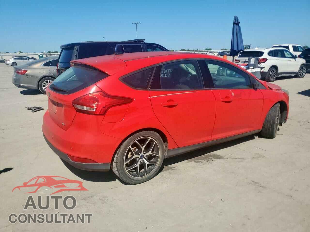 FORD FOCUS 2017 - 1FADP3M21HL204963