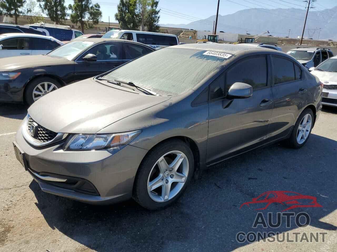 HONDA CIVIC 2013 - 2HGFB2F50DH567847