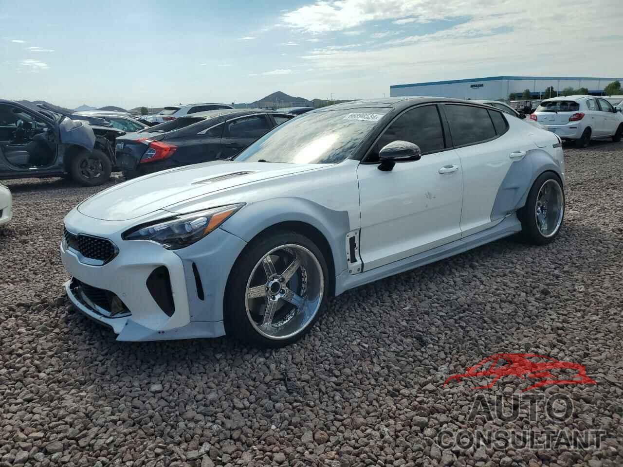 KIA STINGER 2018 - KNAE55LC4J6035999