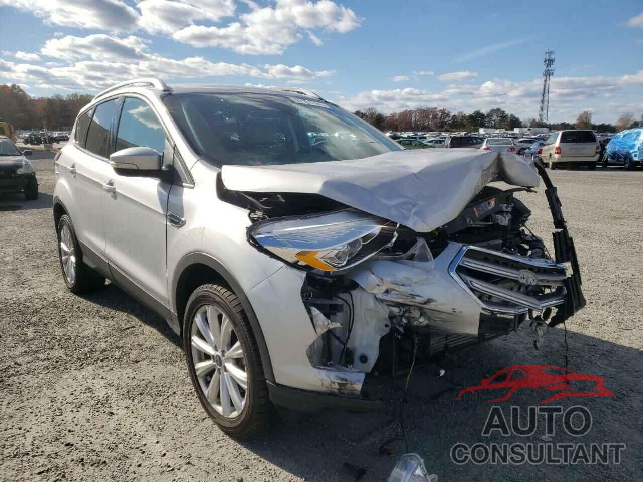 FORD ESCAPE 2017 - 1FMCU0J93HUB04044