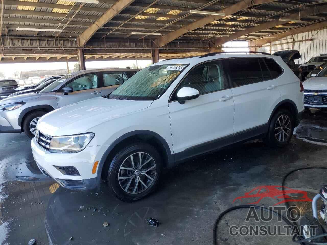 VOLKSWAGEN TIGUAN 2020 - 3VV3B7AX7LM131764