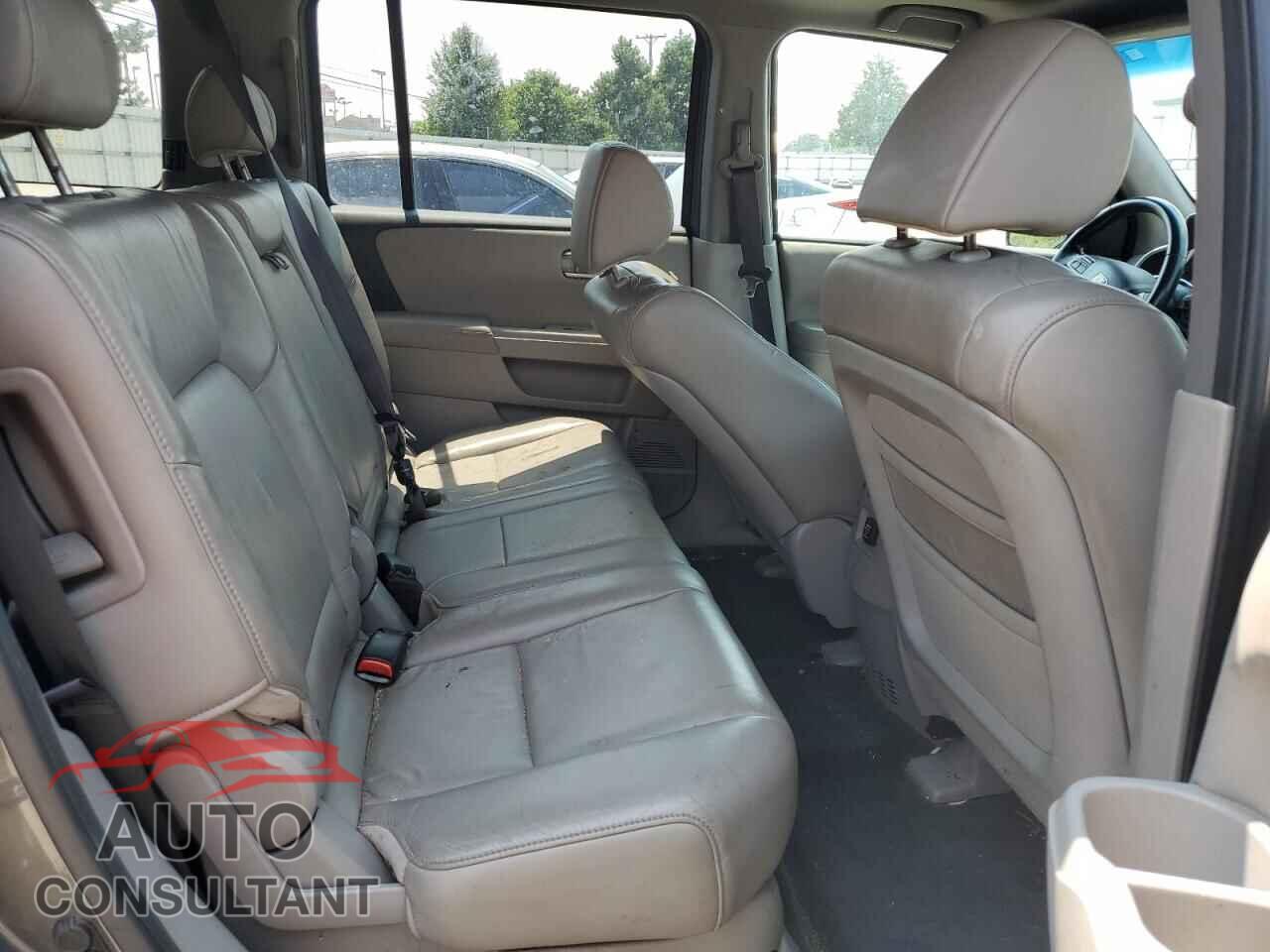 HONDA PILOT 2011 - 5FNYF3H73BB034703