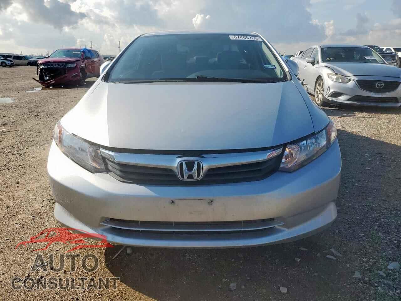 HONDA CIVIC 2012 - 19XFB2F50CE032252