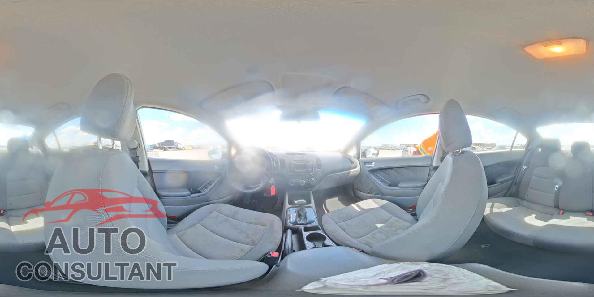 KIA FORTE 2017 - 3KPFK4A73HE036131