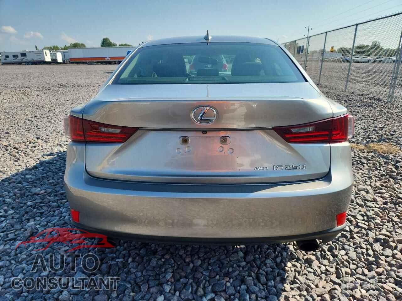 LEXUS IS 2015 - JTHCF1D21F5015758