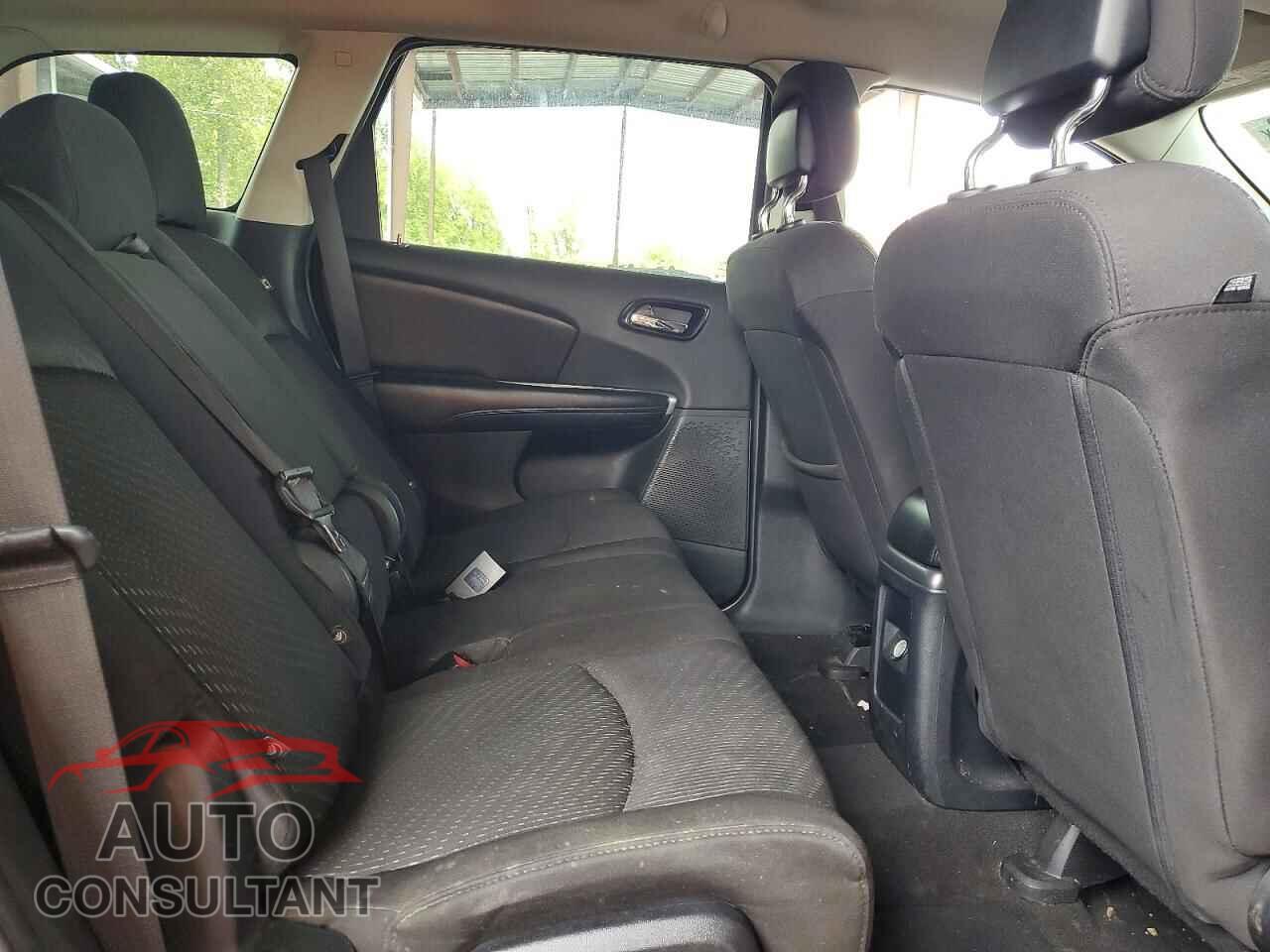 DODGE JOURNEY 2013 - 3C4PDCBB0DT722046