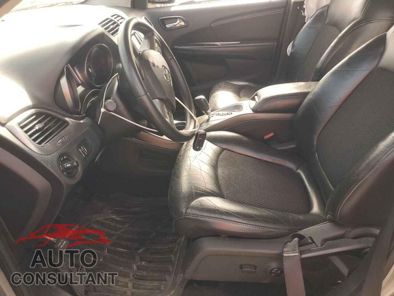 DODGE JOURNEY 2017 - 3C4PDCGG2HT607944