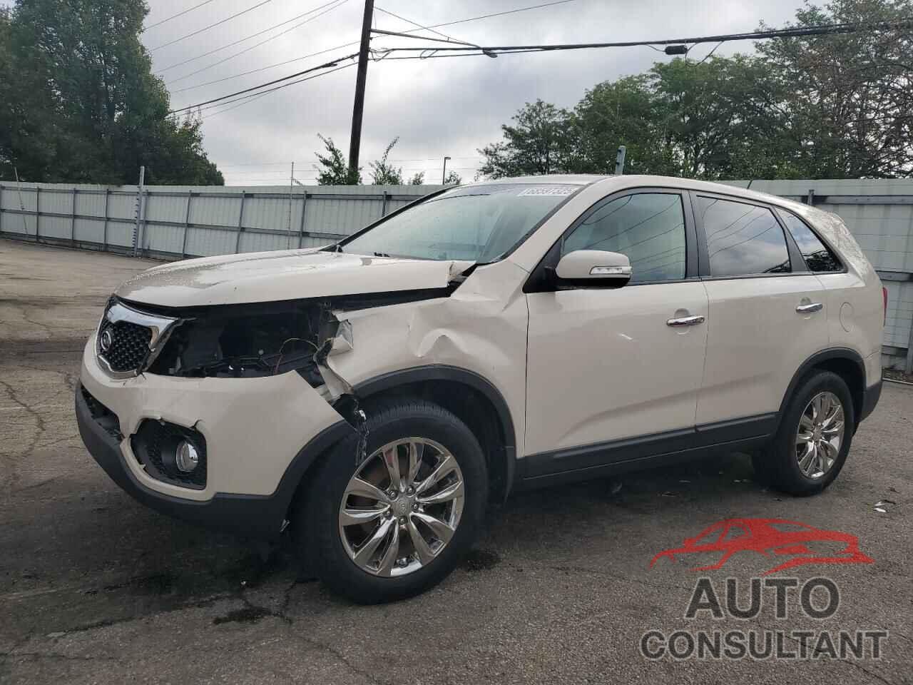 KIA SORENTO 2011 - 5XYKU4A16BG016986