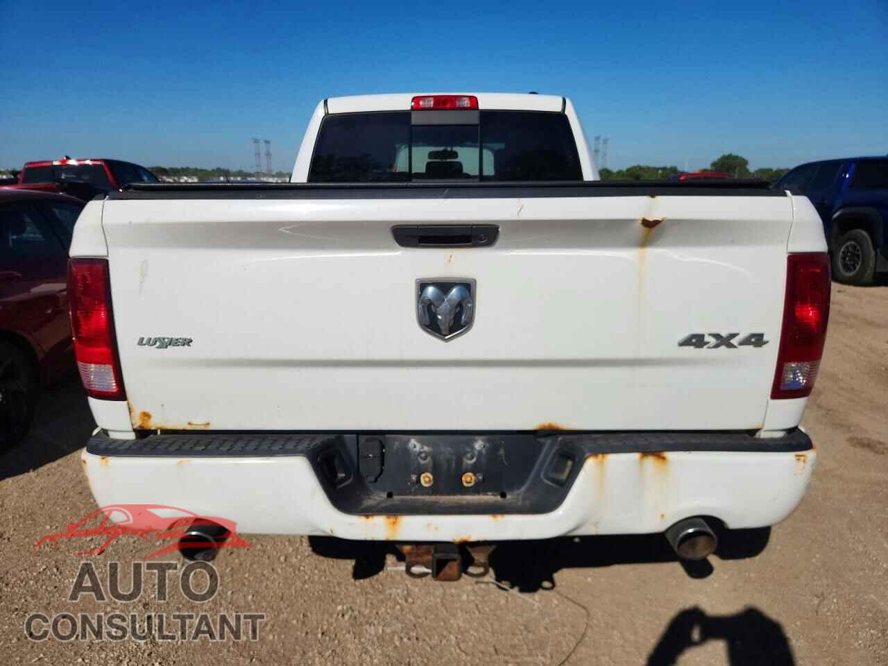 DODGE RAM 1500 2012 - 1C6RD7HT2CS273606