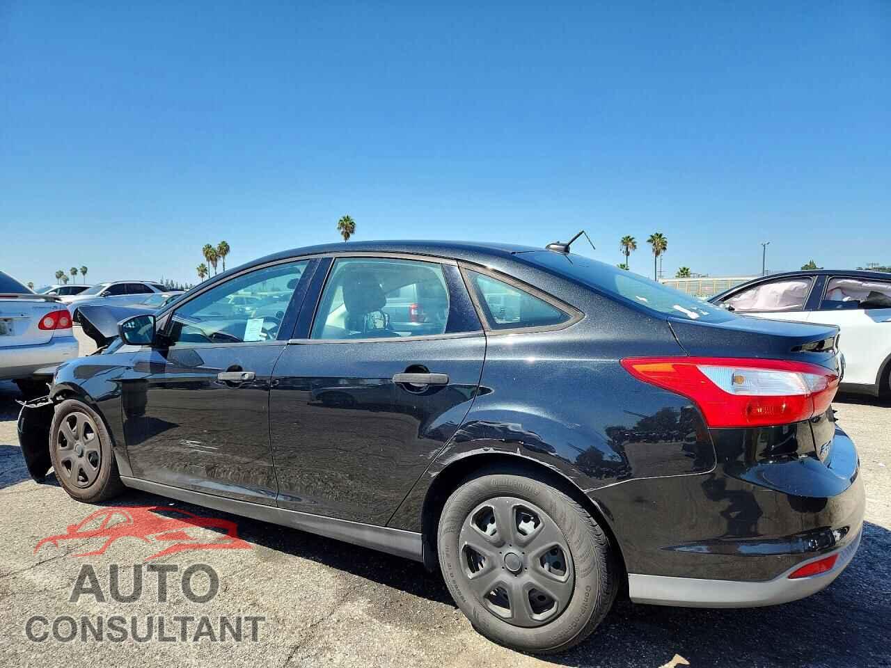 FORD FOCUS 2014 - 1FADP3E24EL432126