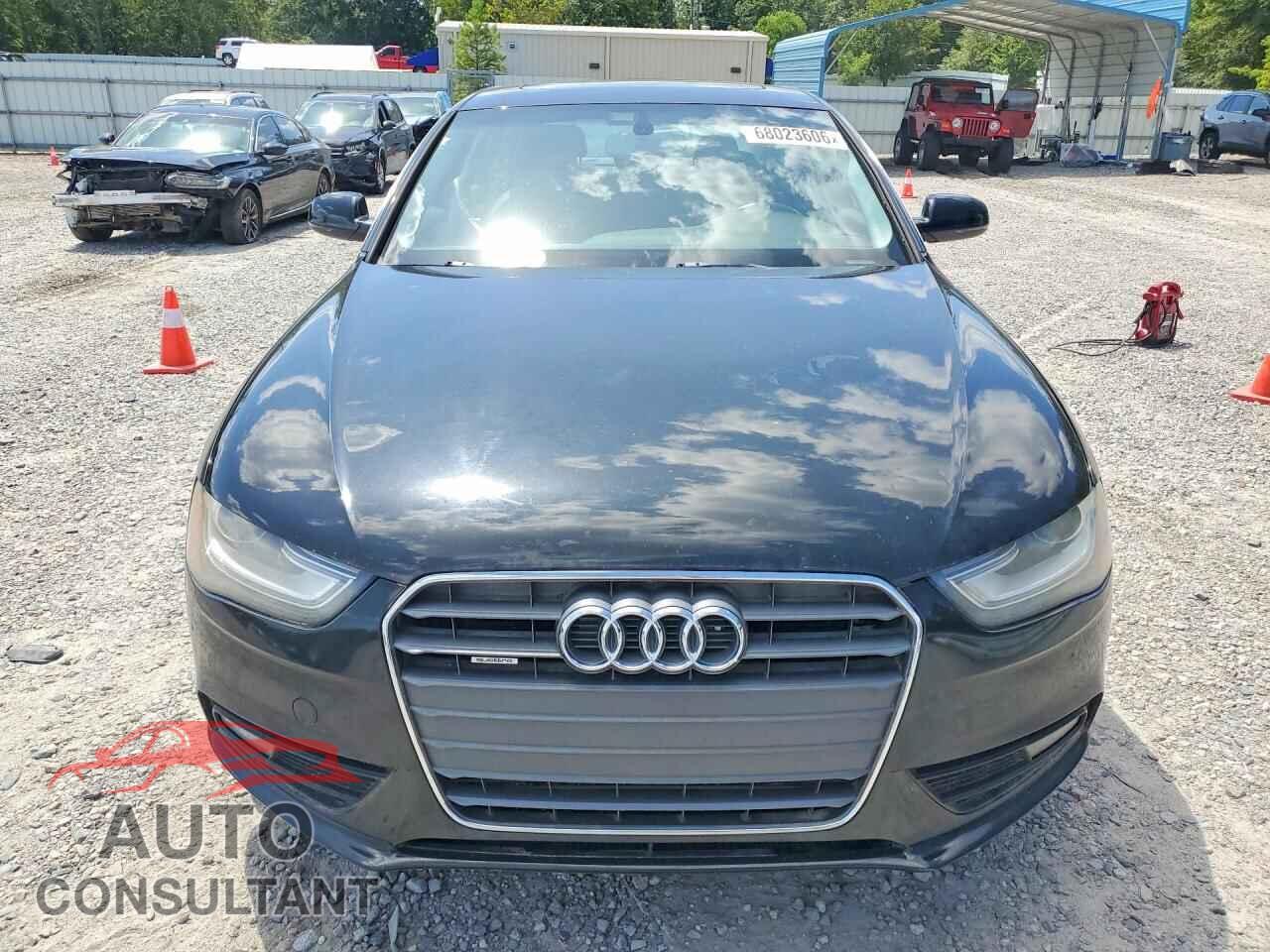 AUDI A4 2013 - WAUDFAFL7DN028097