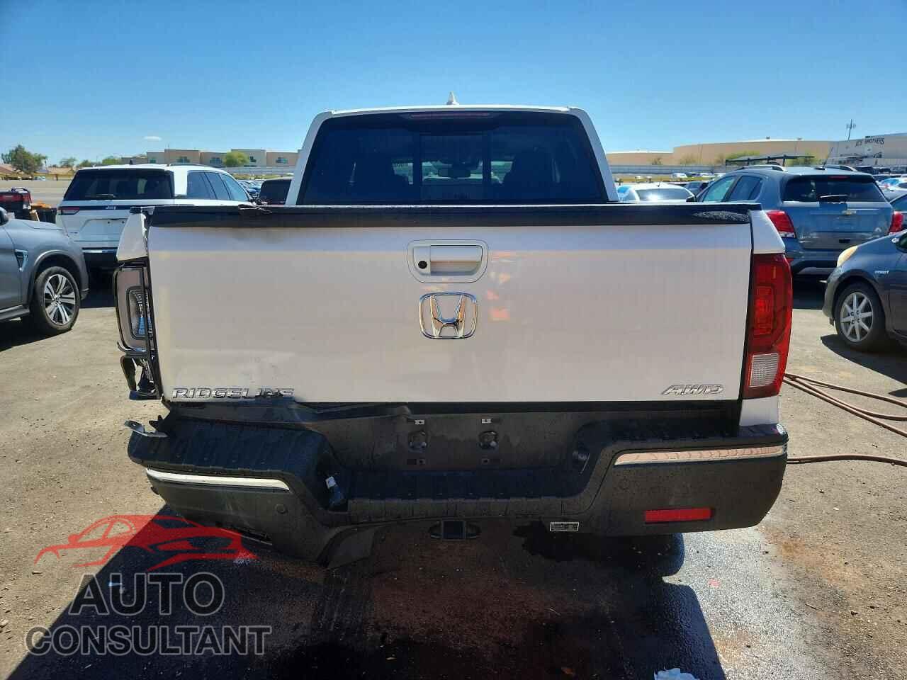 HONDA RIDGELINE 2017 - 5FPYK3F77HB019135