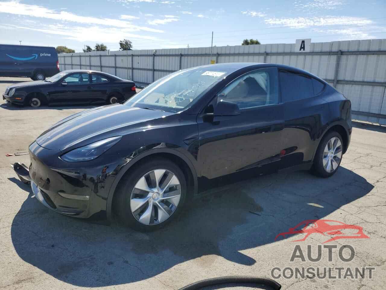 TESLA MODEL Y 2023 - 7SAYGAEE3PF903721