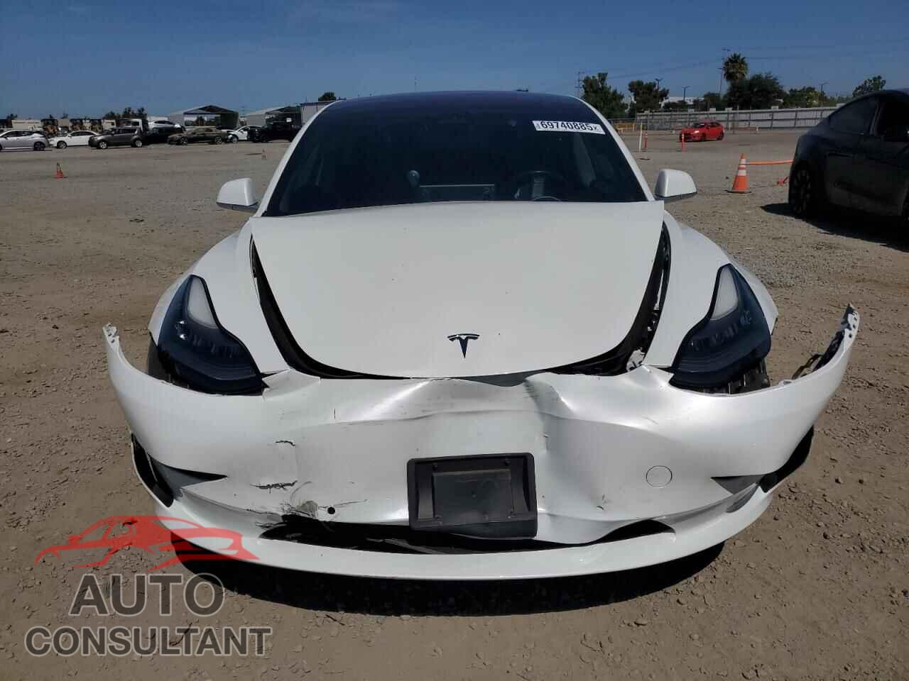 TESLA MODEL 3 2018 - 5YJ3E1EA6JF010055