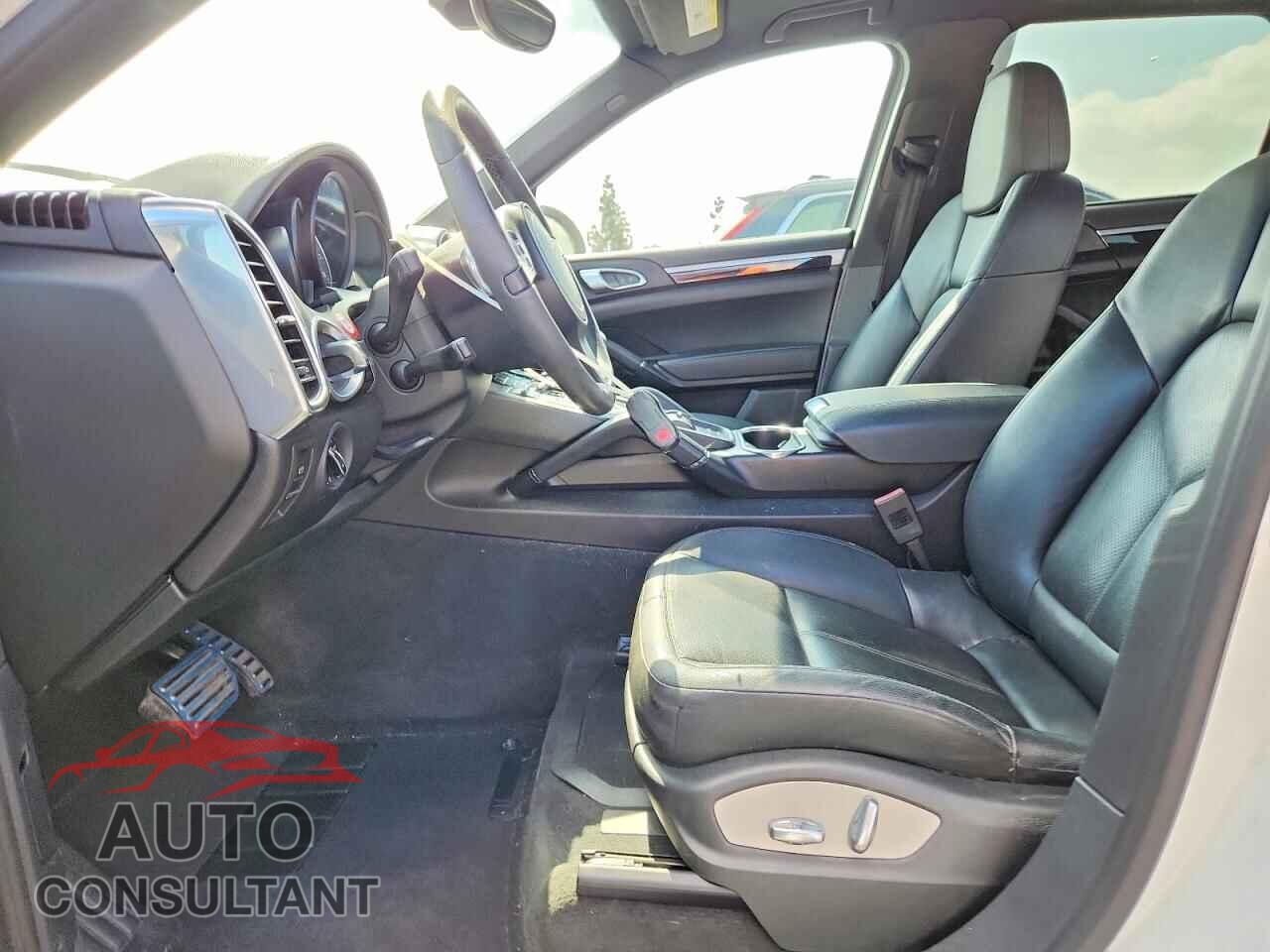PORSCHE CAYENNE 2014 - WP1AB2A25ELA58457