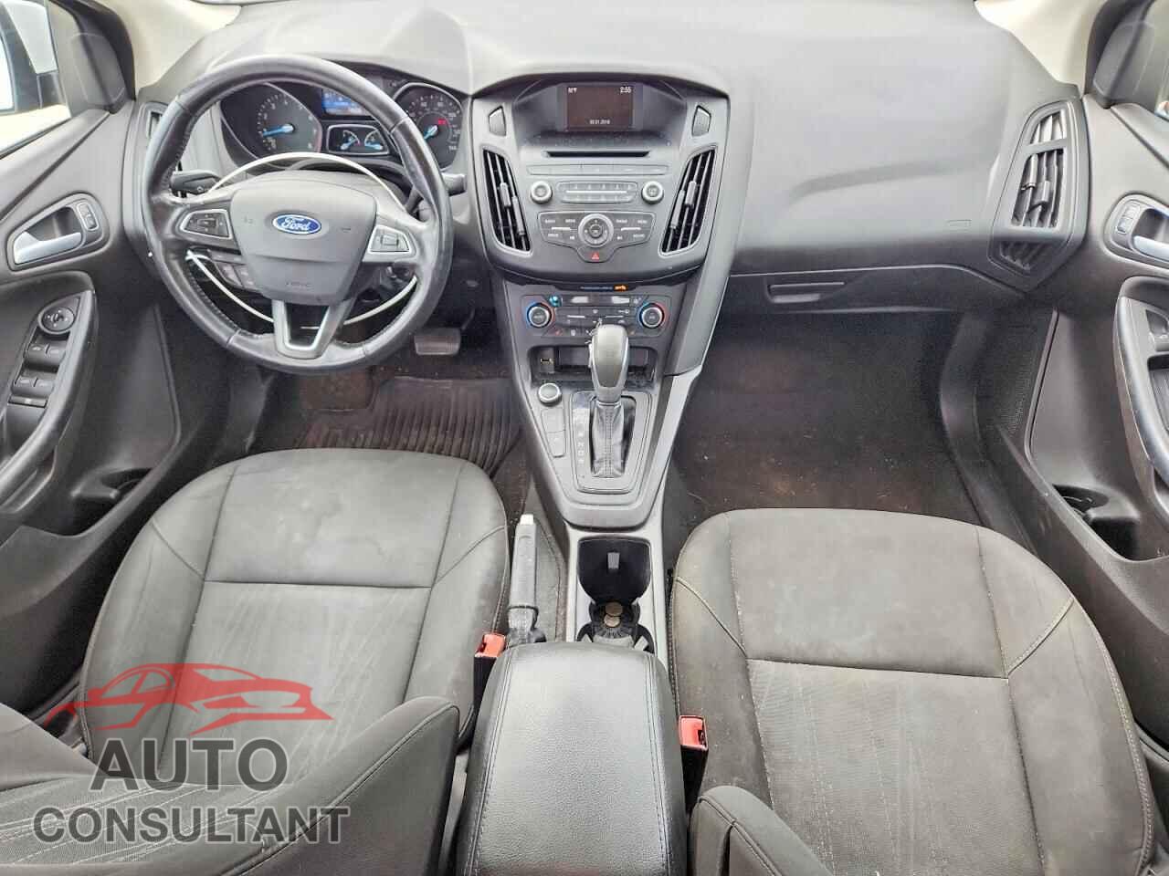 FORD FOCUS 2017 - 1FADP3FE8HL273057
