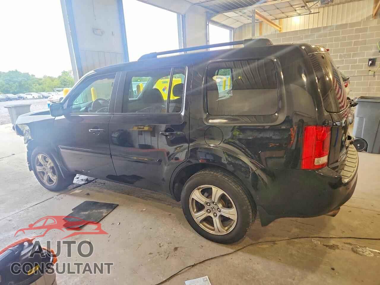 HONDA PILOT 2014 - 5FNYF4H75EB021798