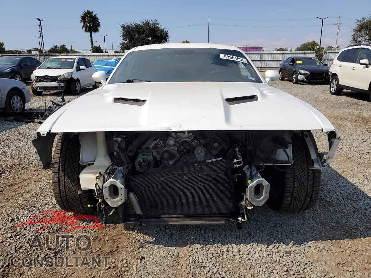 DODGE CHALLENGER 2015 - 2C3CDZAT8FH869226
