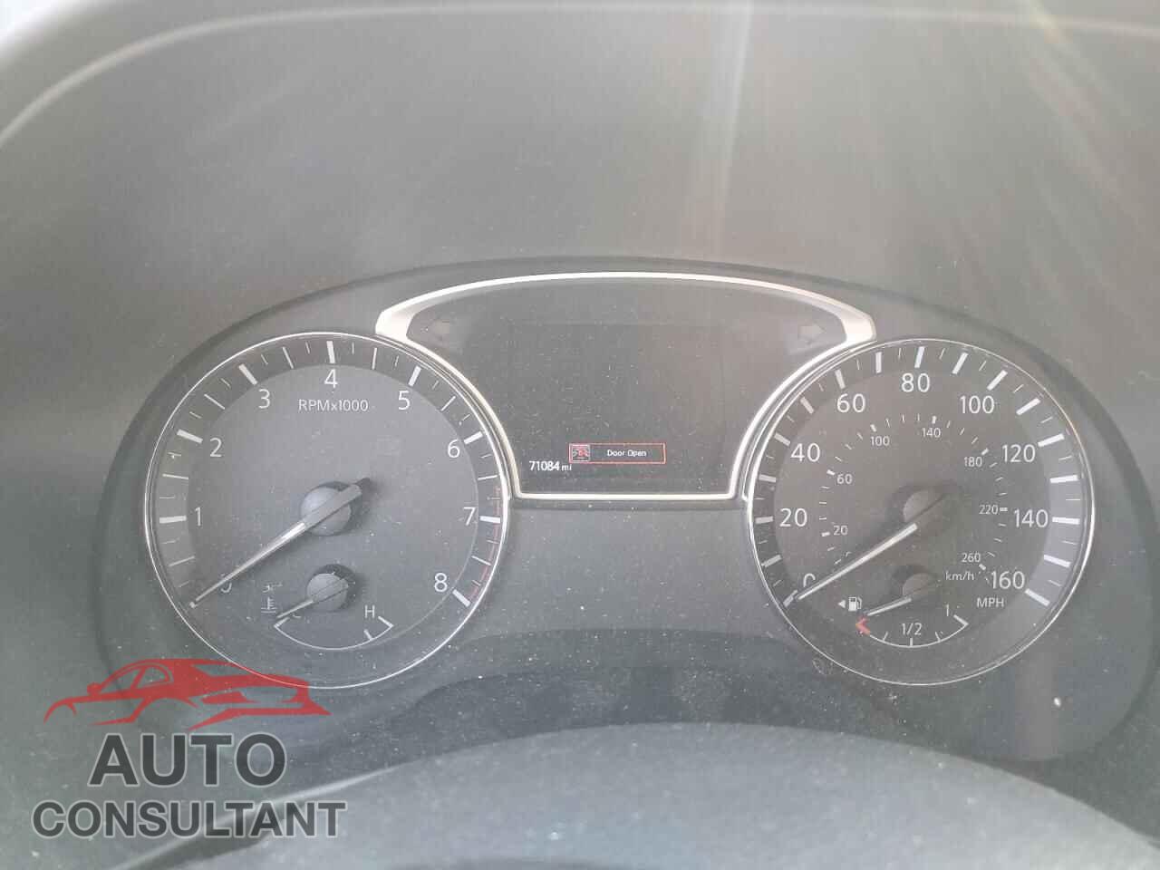 NISSAN PATHFINDER 2017 - 5N1DR2MM4HC656210