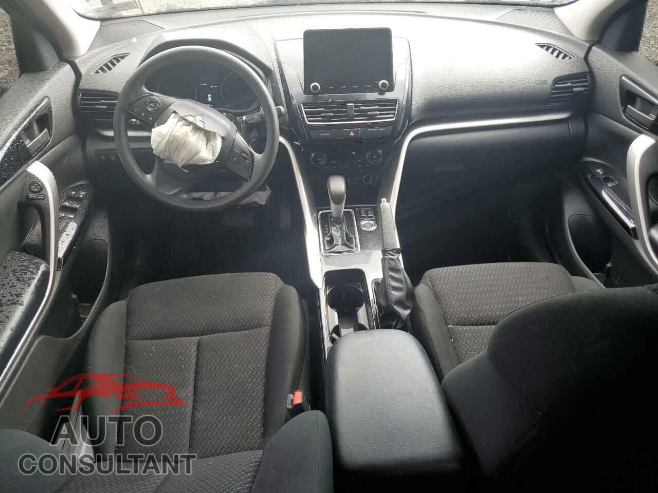 MITSUBISHI ECLIPSE 2024 - JA4ATVAA9RZ024249