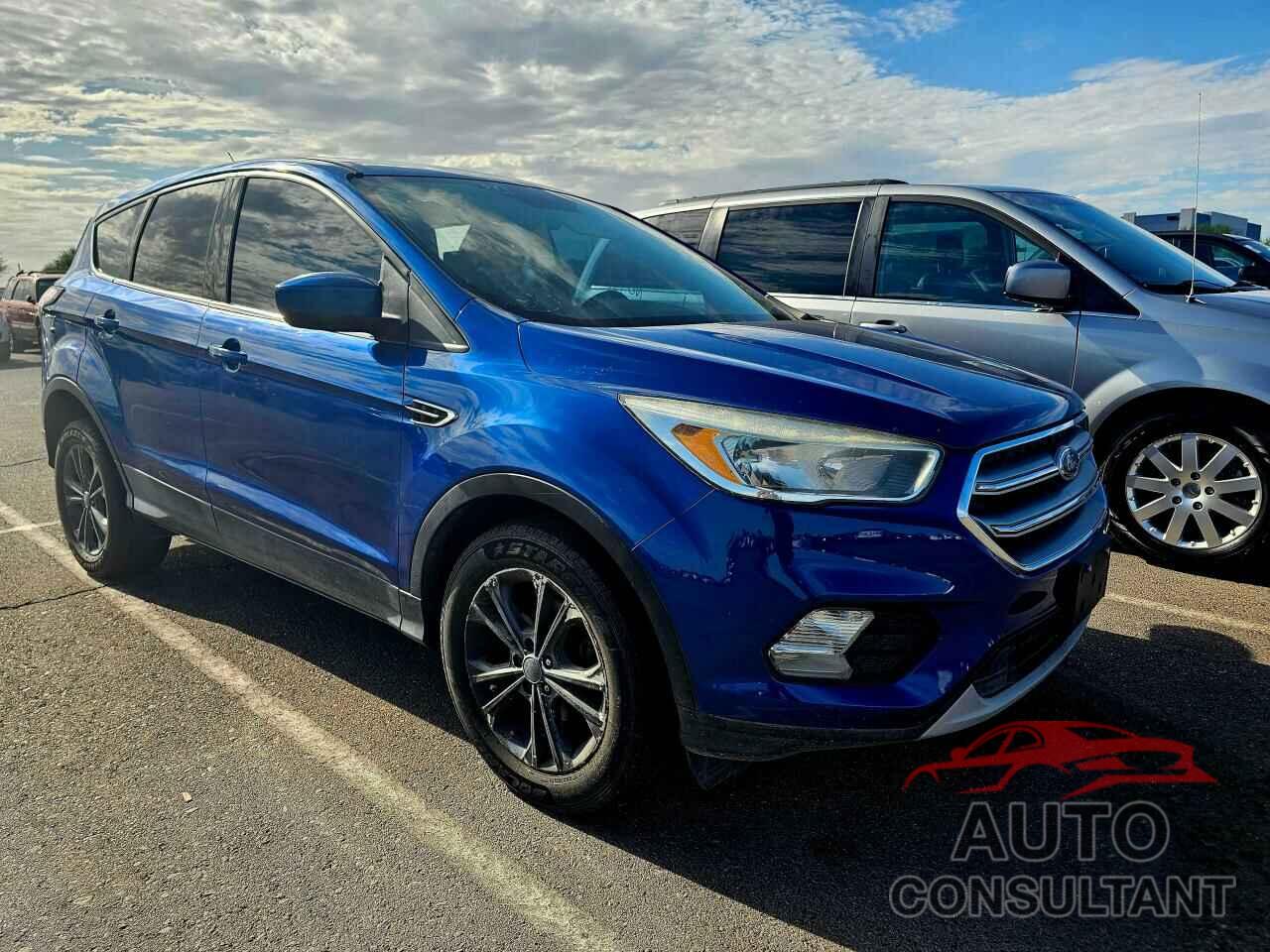 FORD ESCAPE 2017 - 1FMCU0GD6HUD93917