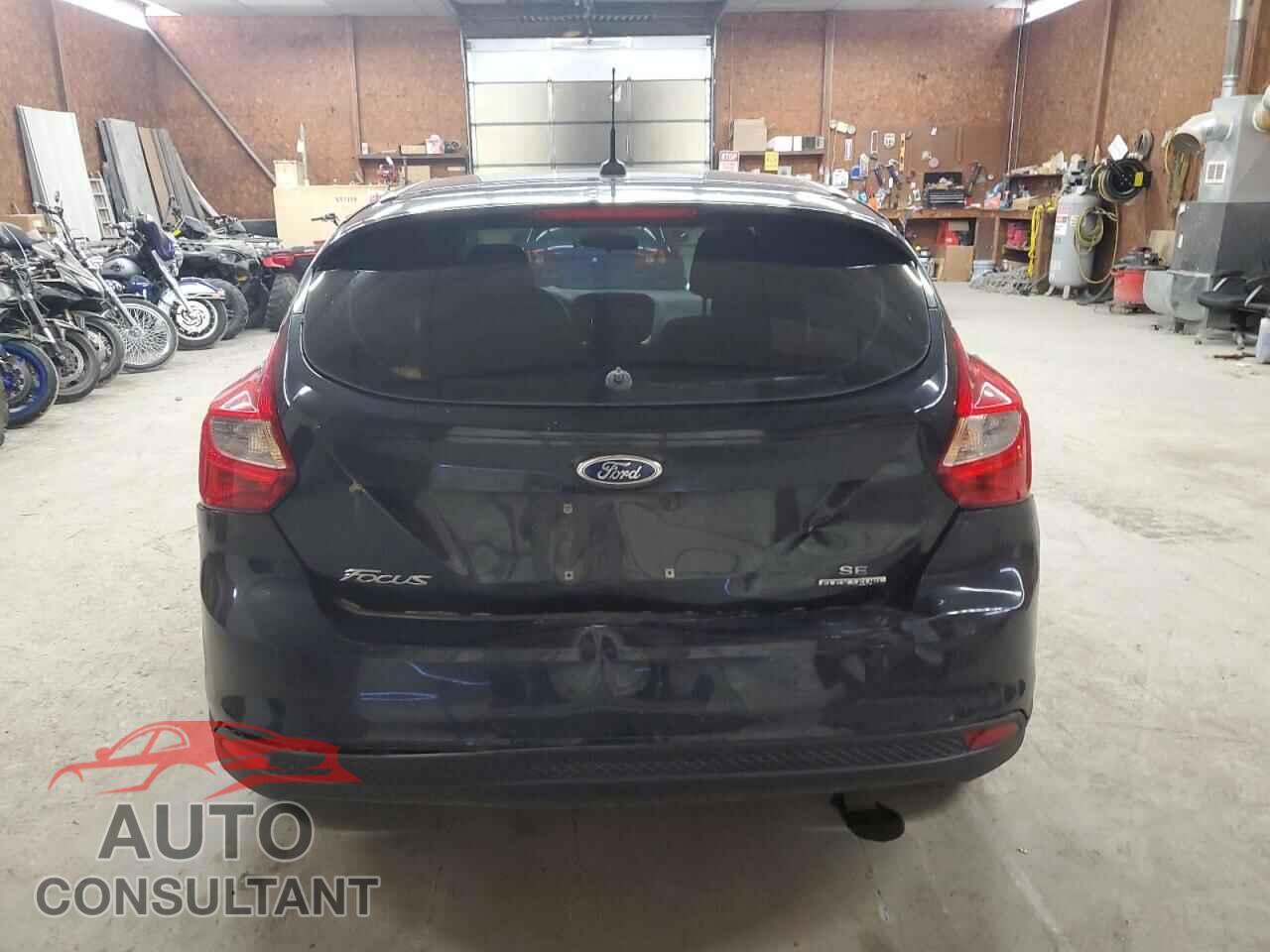 FORD FOCUS 2014 - 1FADP3K22EL271893