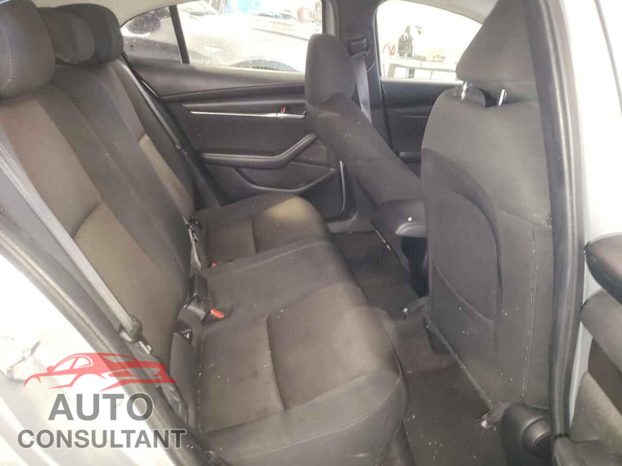 MAZDA 3 2019 - 3MZBPABL5KM113943
